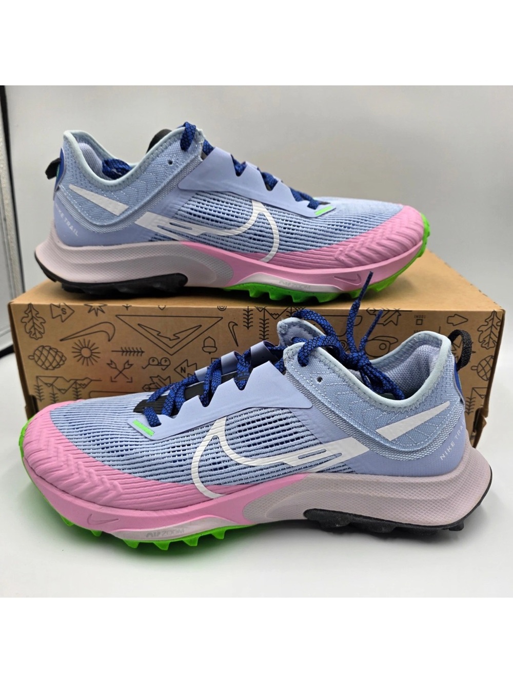 NIKE Women’s Air Zoom Terra Kiger 8 Trail Running Shoes